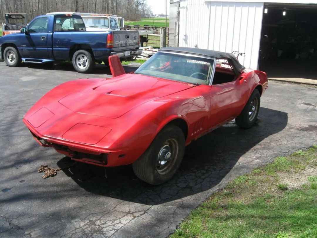 雪佛兰老式科尔维特,车房宝物兰博基尼