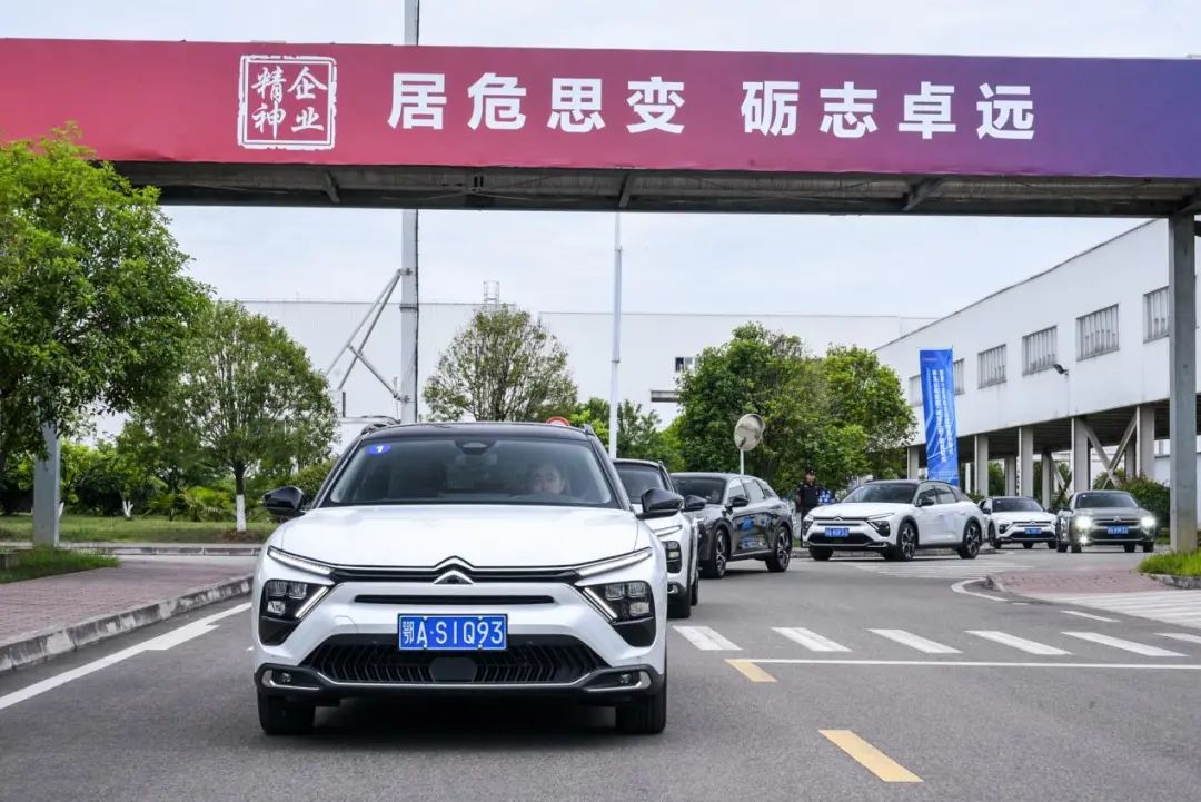 神龙汽车巅峰期,神龙汽车力挽狂澜