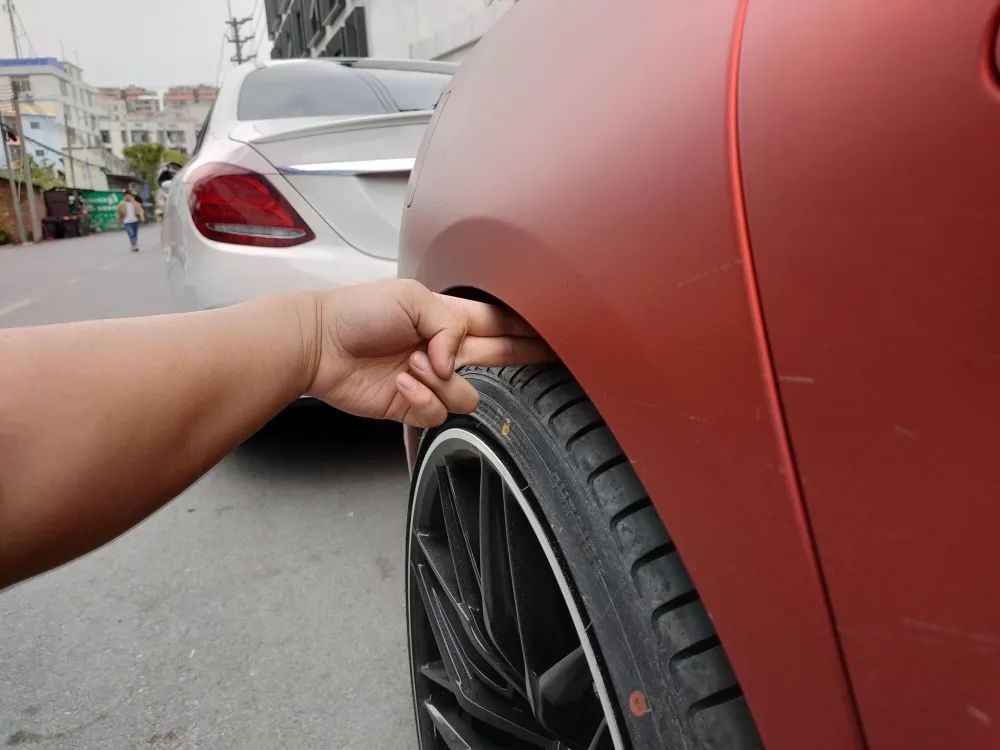 小鹏p7升级原装鹏翼门,小鹏p7改短弹簧