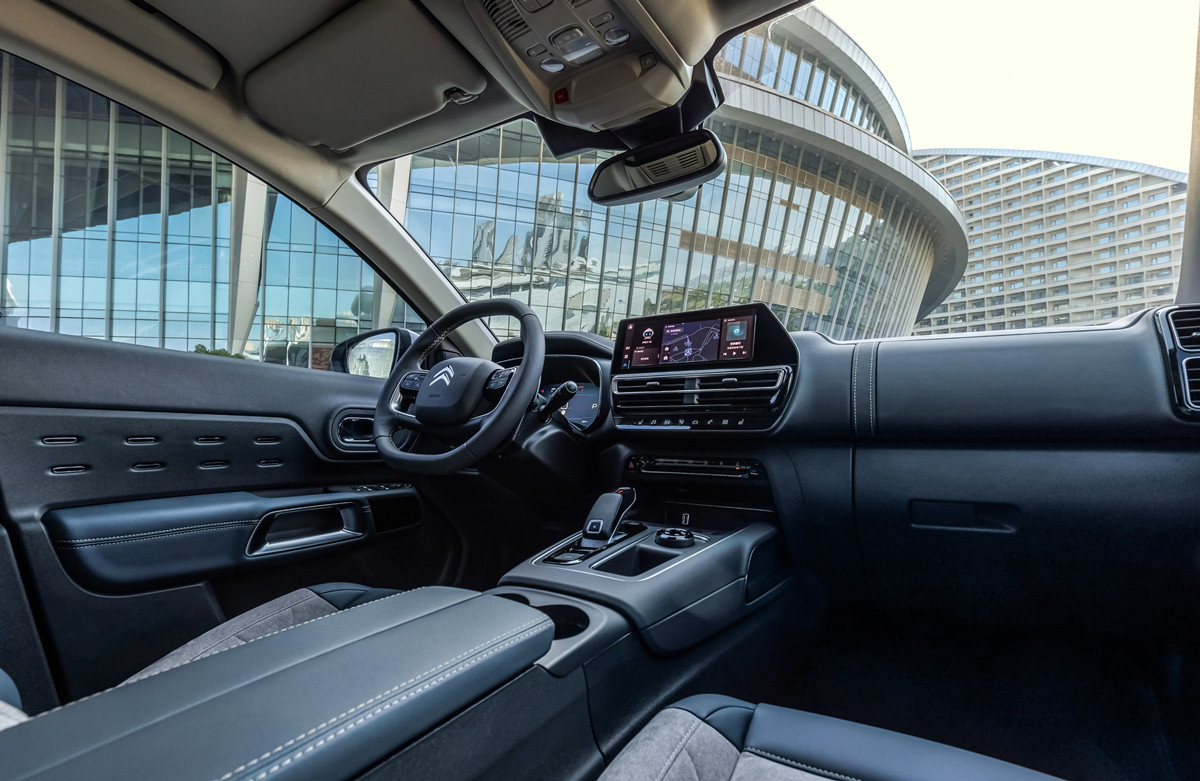 雪铁龙天逸beyond顶配价格,雪铁龙天逸BEYOND优缺点