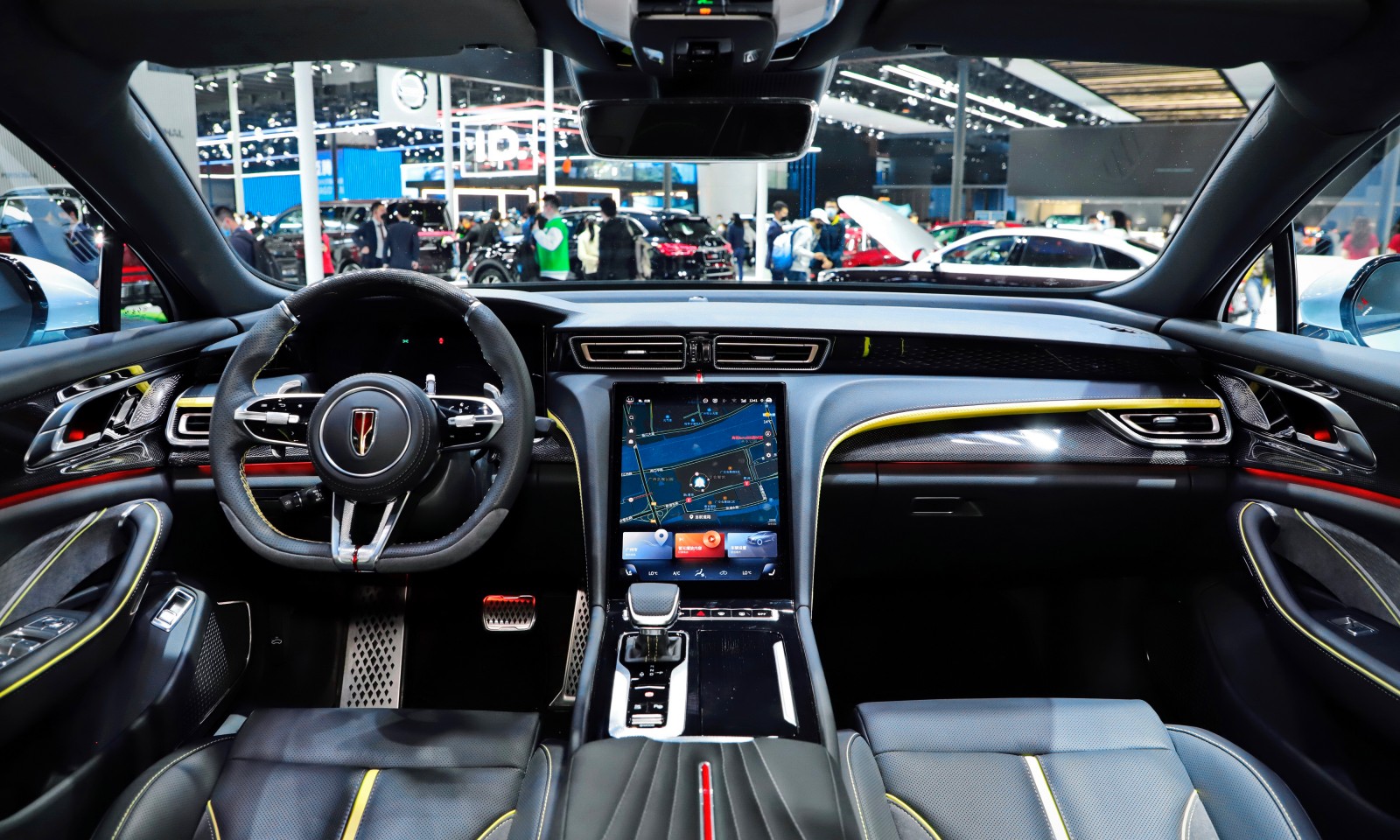 红旗h6和大众cc哪个值得买,红旗h6pk大众cc