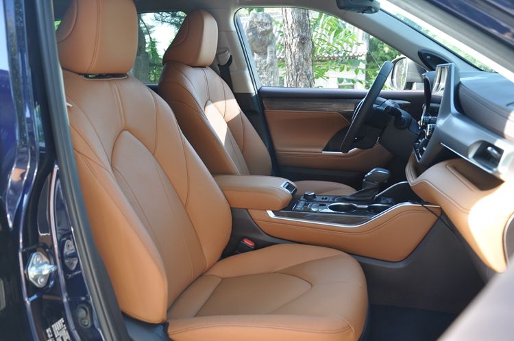 全新丰田汉兰达2.0t路上试驾,第四代丰田汉兰达国内试驾