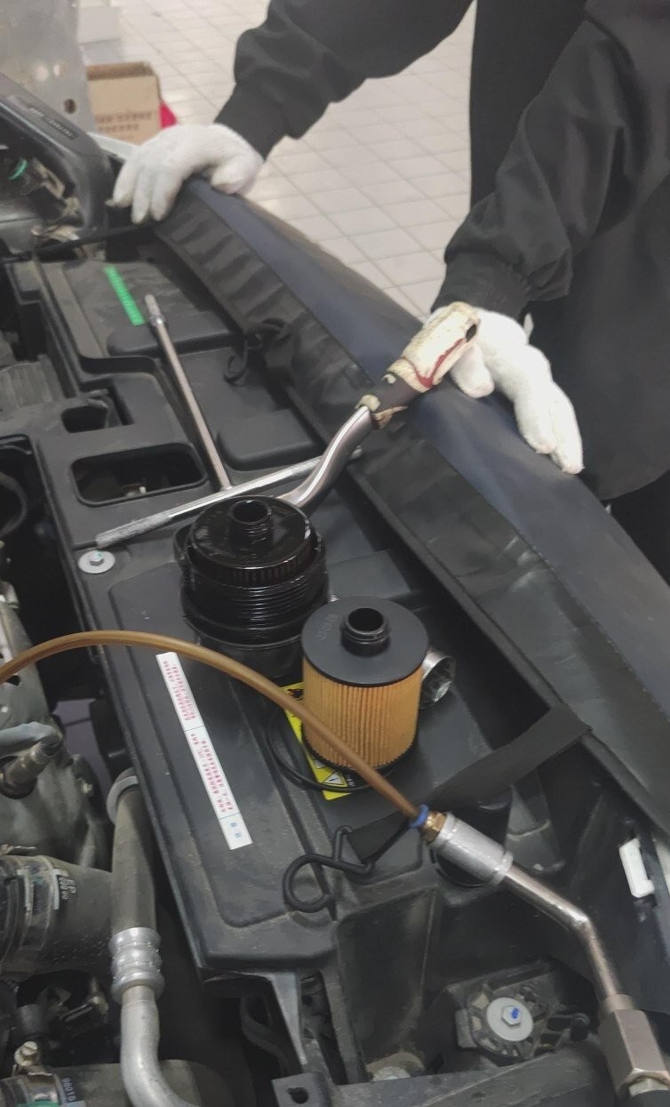 2022款标致4008发动机烧机油吗,标致4008烧机油最佳解决方案