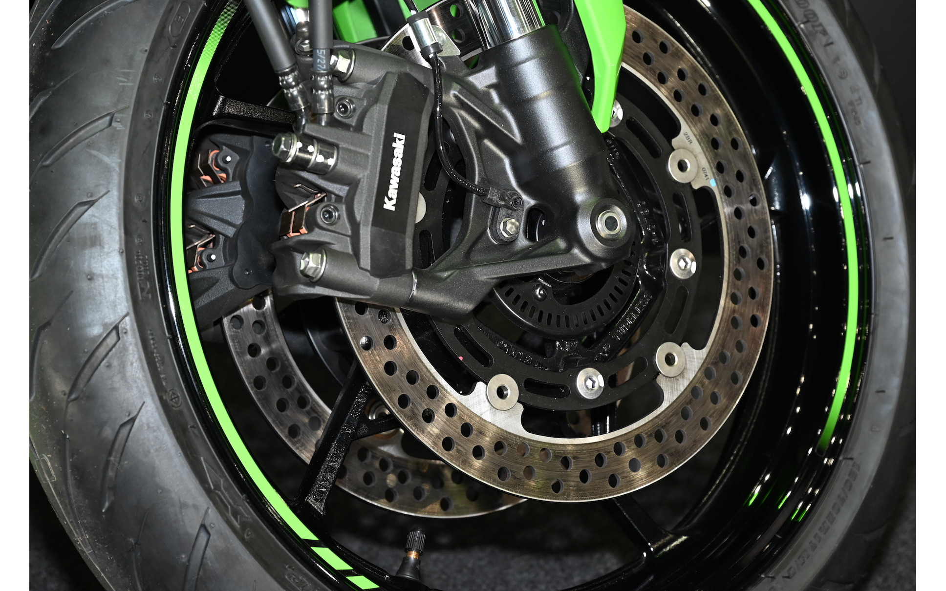 川崎机车进阶选择,川崎zx-4rr属于什么摩托车