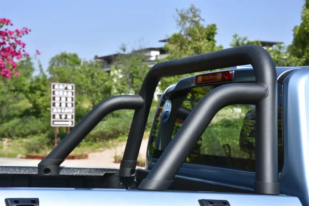 长城金刚炮手动挡四驱视频,长城金刚炮落地价自动挡试驾