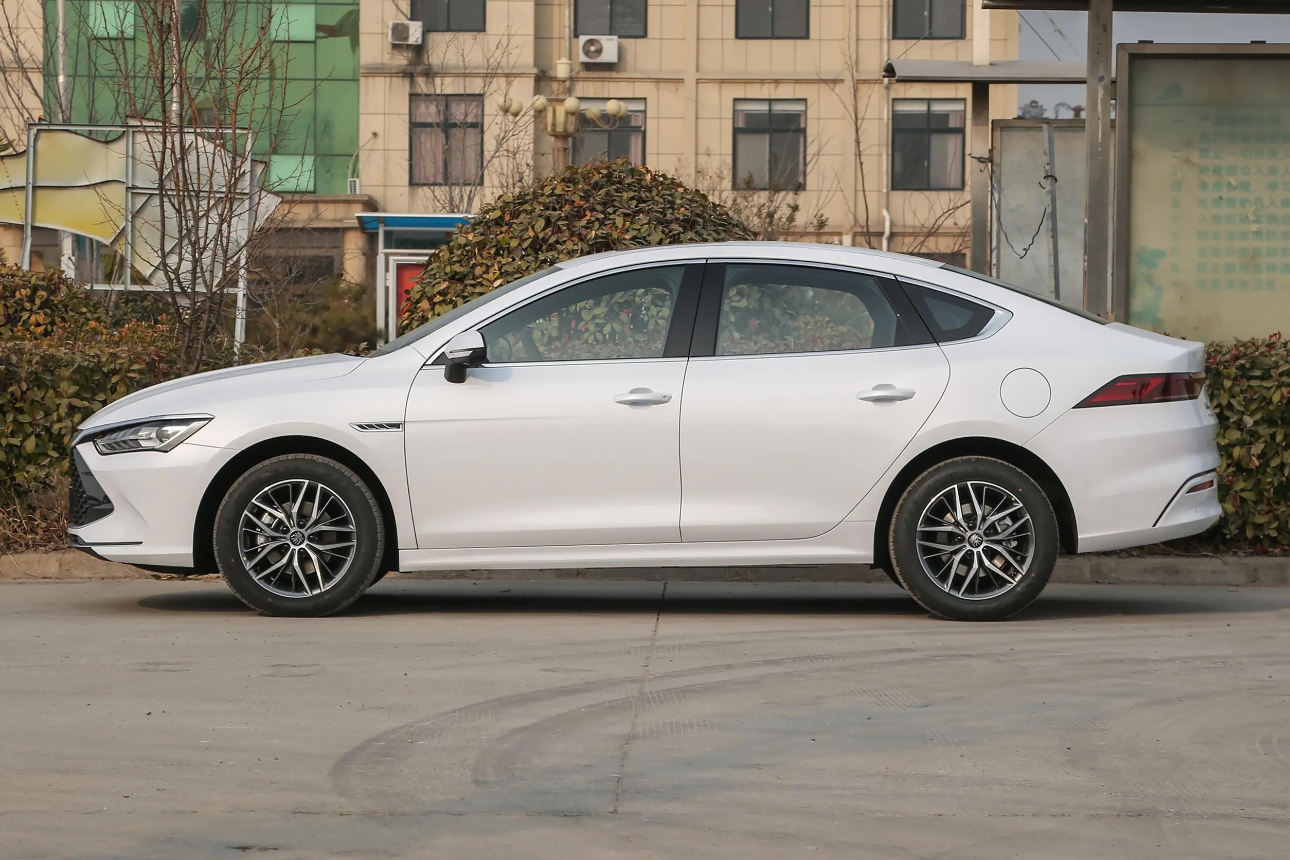 省油好开的家用性能轿车推荐,适合女生开的轿车排行榜前十名