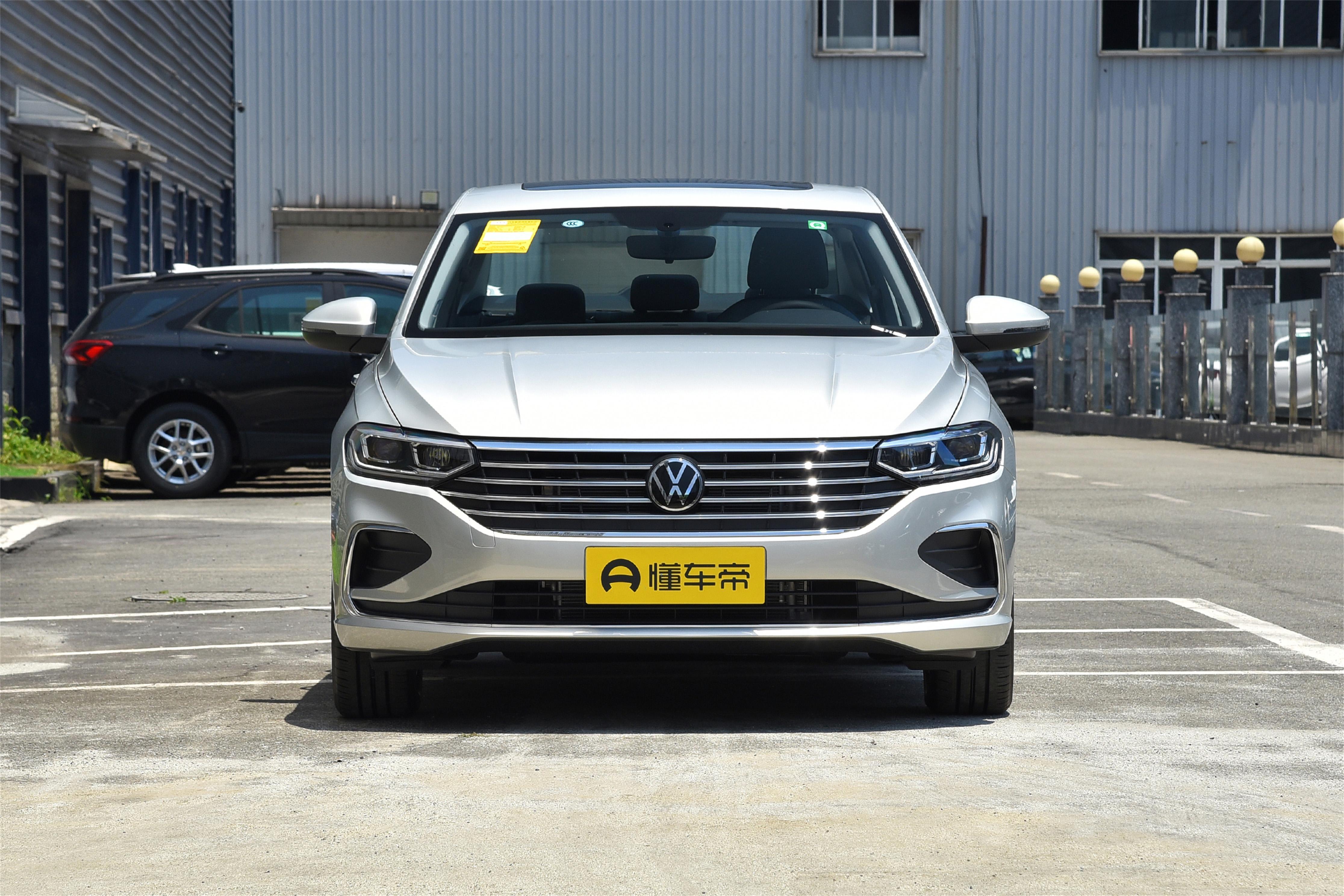 大众朗逸买什么车型好看,10万左右的汽车朗逸好还是轩逸好