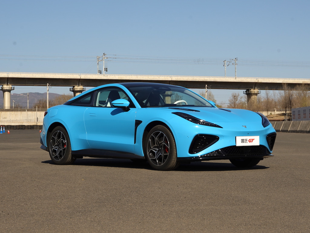 比亚迪仰望u9登台亮相,广州车展比亚迪仰望u9高清图片