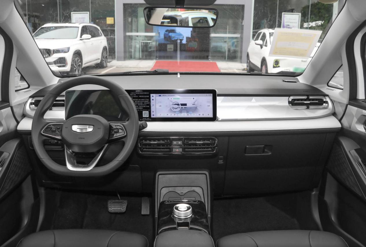 家用10-15万上下班代步suv,上下班代步轿车好还是suv好