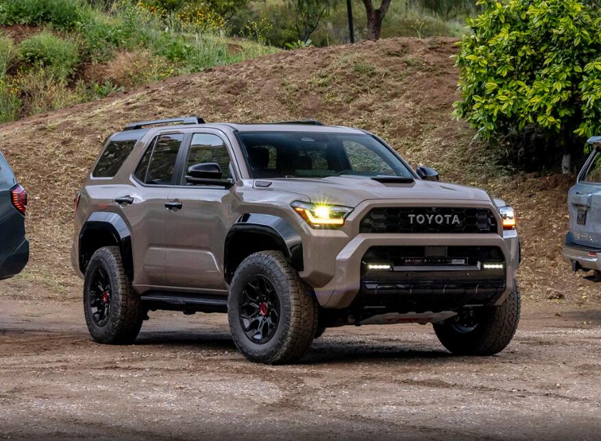 超霸4runner和普拉多的区别,丰田4runner和丰田普拉多比较