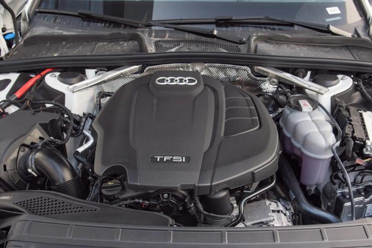 有颜有料的实力派,静态体验新款奥迪a4l