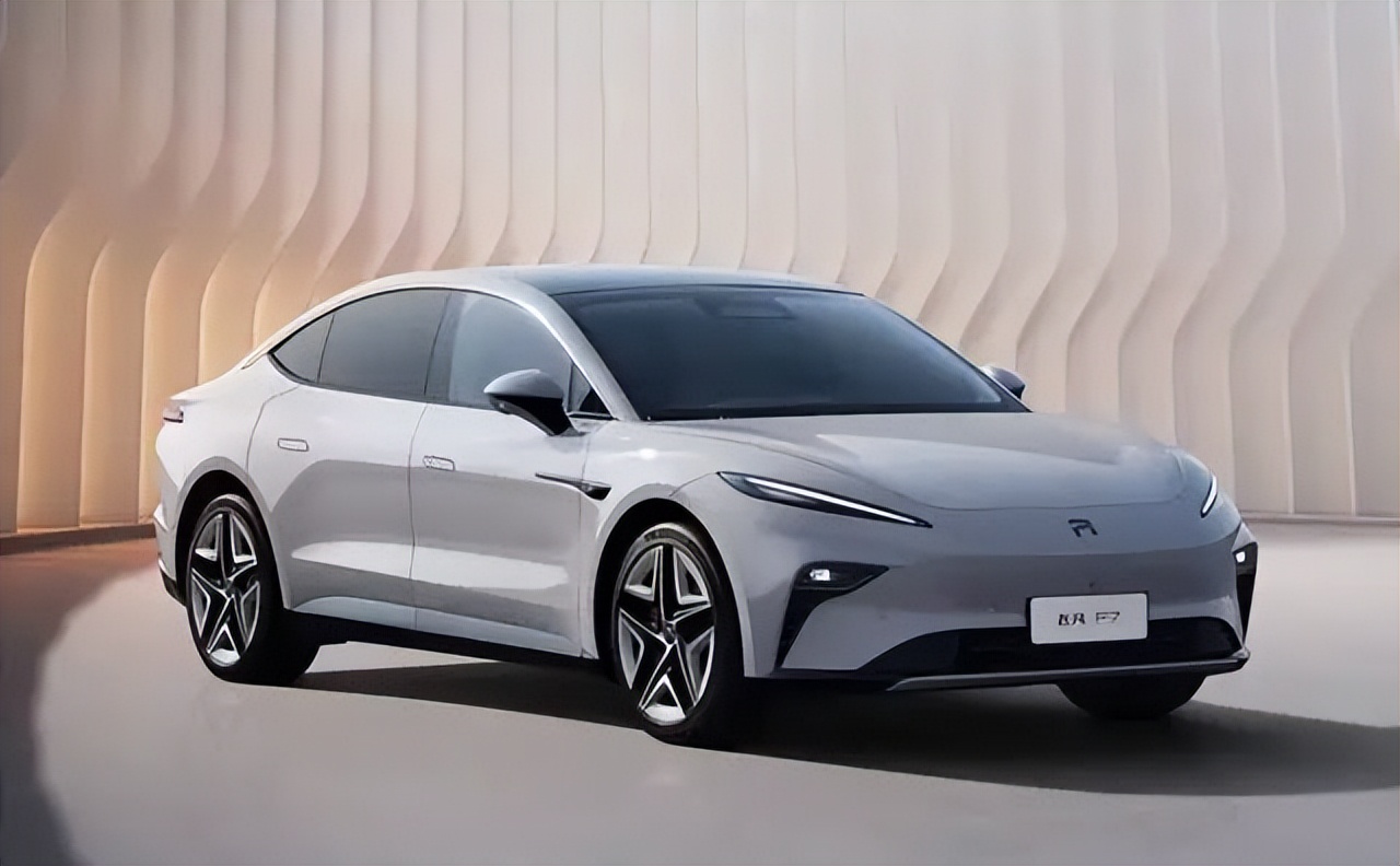 蔚来et5跟飞凡f7,蔚来新车et5值得购买吗