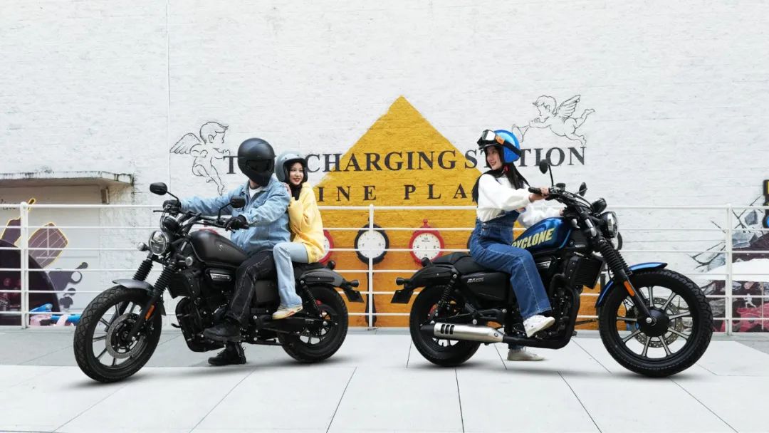 赛科龙ra250和豪爵tr300怎么选,赛科龙ra250与豪爵gzs150怎么选