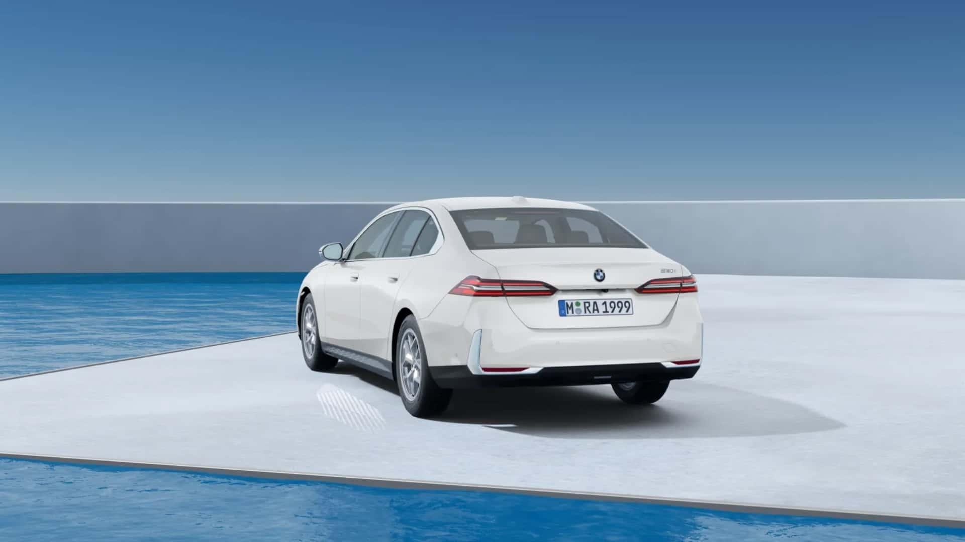 奔驰e宝马5换代时间,奔驰e宝马五系换代时间