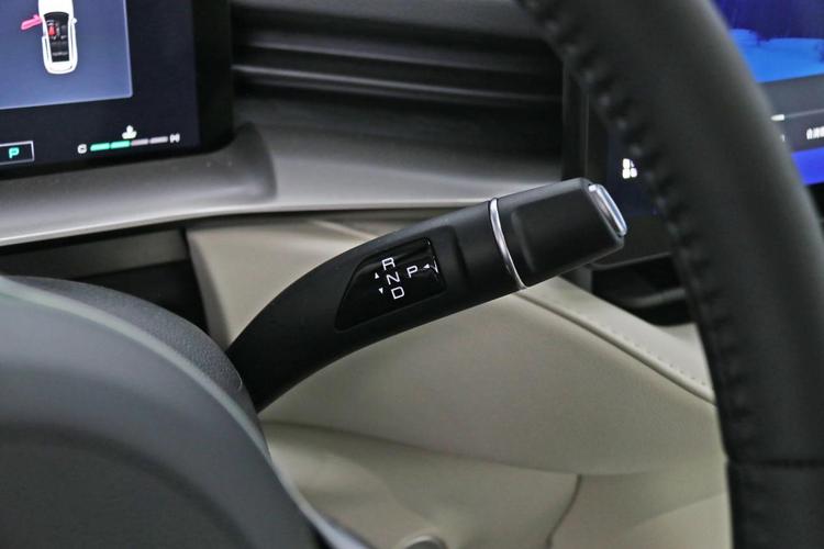 哈弗h6三代1.5tmax内饰视频,哈弗h6国潮版1.5t冠军版内饰