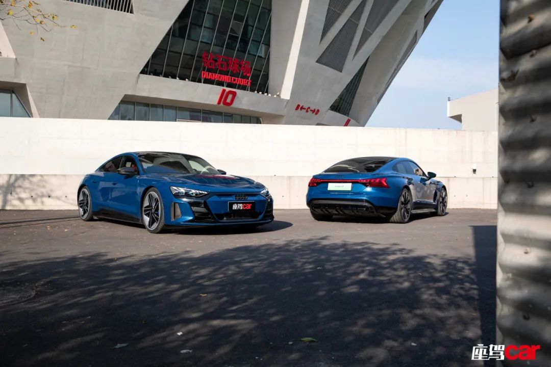 奥迪全新轿跑e-trongt价格,奥迪e-trongt自动驾驶