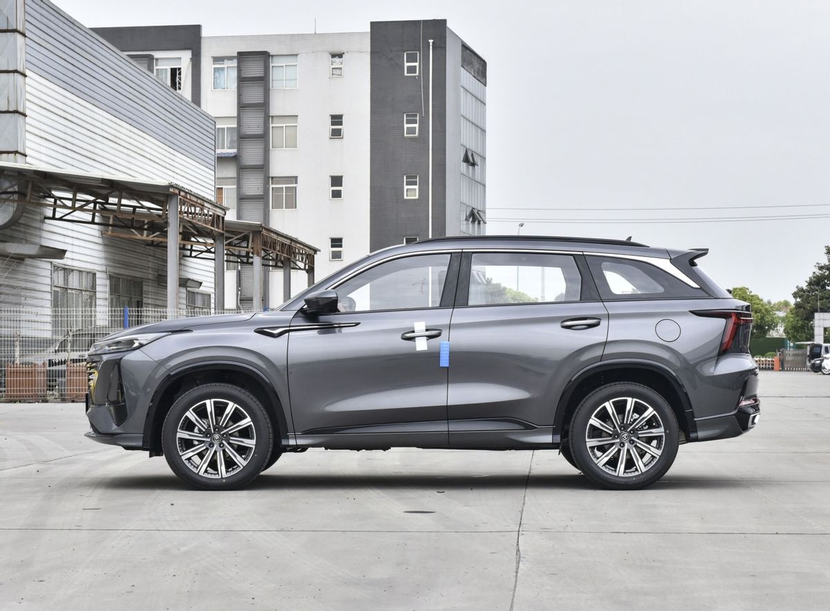 长安cs75plus爱信8at,长安cs75plus爱信8at变速箱型号