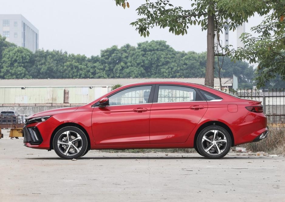 国民级轿车帝豪全系热销中,帝豪评价最好的车型