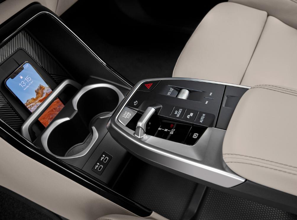 新一代宝马x1官图曝光,全新2023款宝马x1尺寸多少