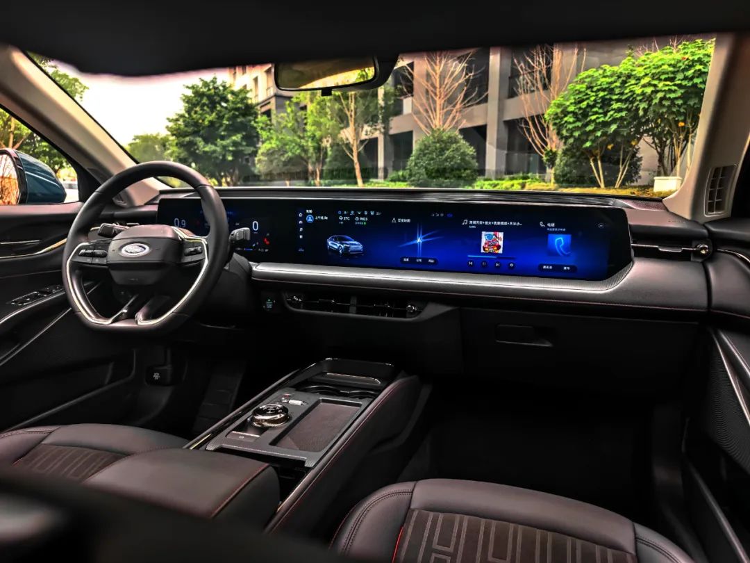 2017款蒙迪欧1.5t驾驶感受,福特蒙迪欧11个油