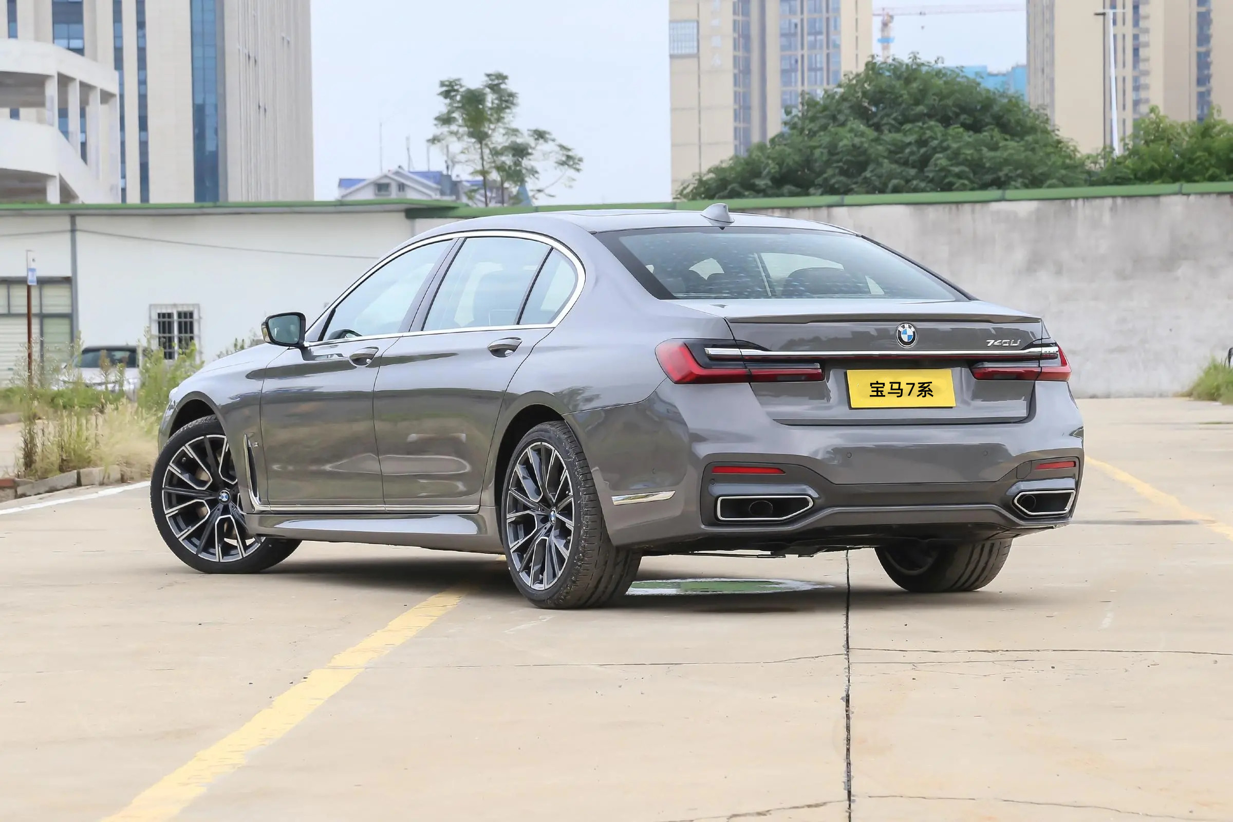 宝马7系21款行政运动版740li价格,最新宝马7系740豪华