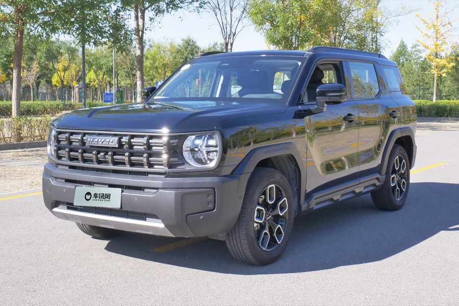 15万左右的车推荐年轻人空间大,15万上路的车推荐