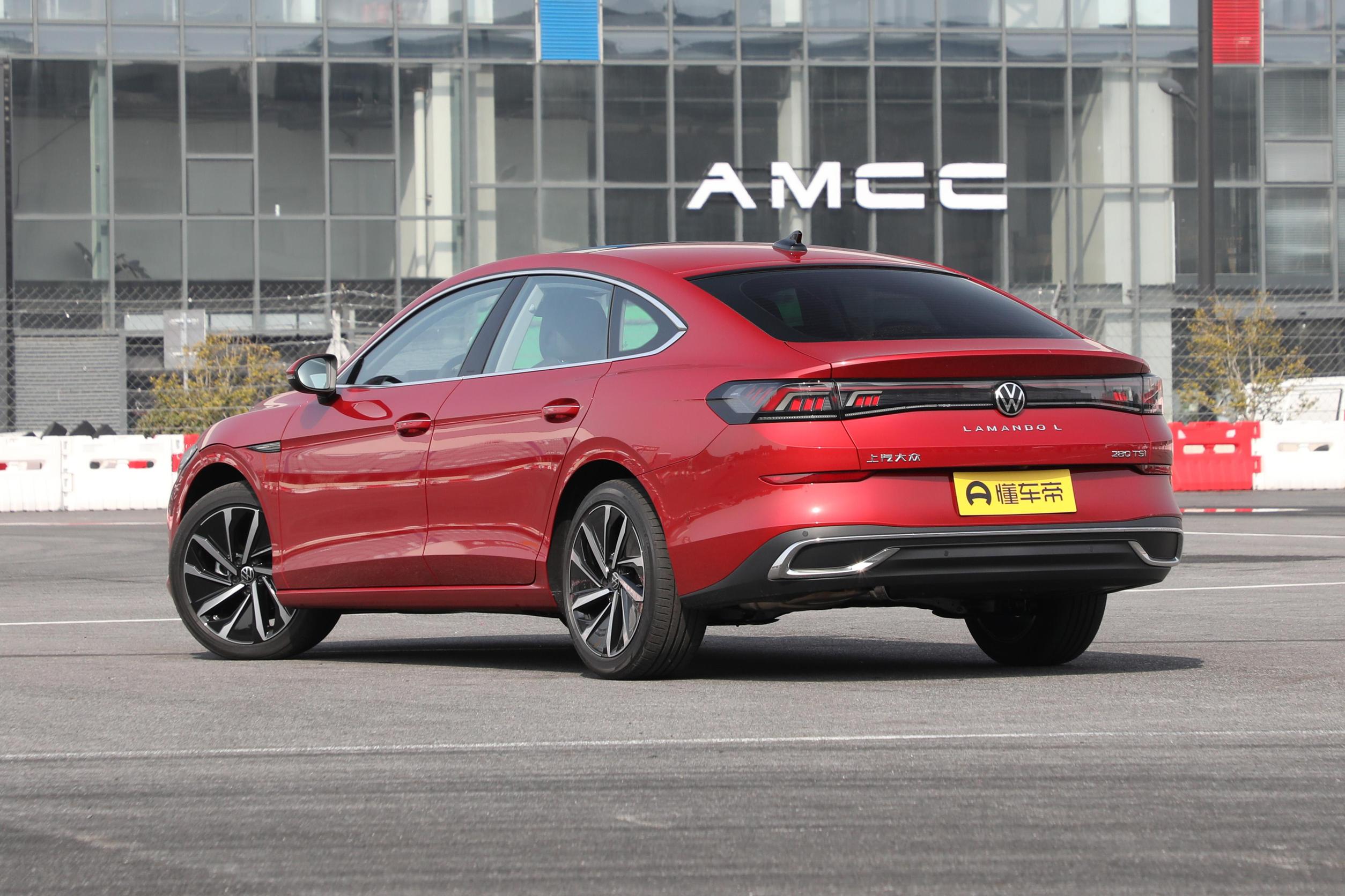 年轻人车子不是刚需要买吗,24年15万凌渡值得购买吗