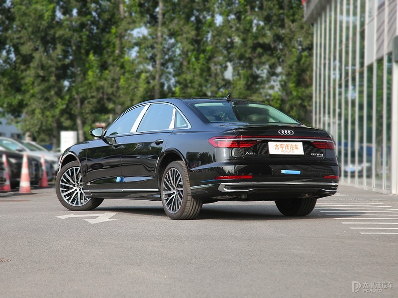 2024款奥迪a8l正式上市价格,新款2022奥迪a8l55顶配版本试驾
