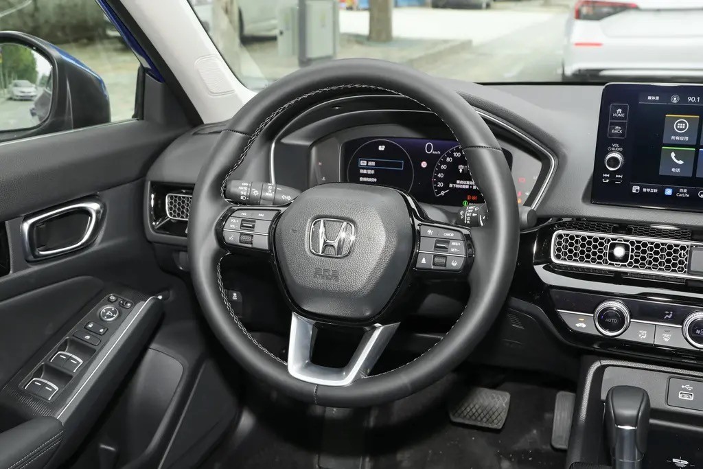 思域与大众速腾君威谁更好,速腾君威思域怎么选择