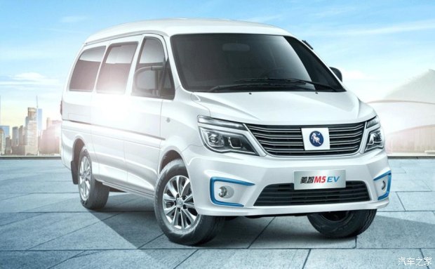 菱智m5ev新能源汽车硬核购车指南,油价5元以下