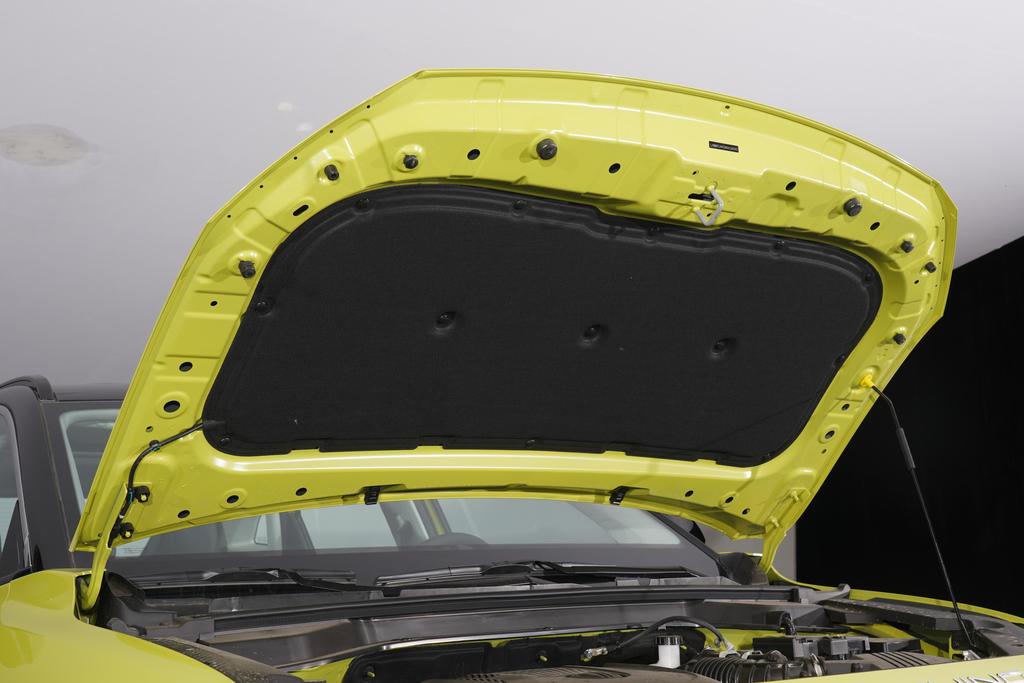 国产北汽魔方,一台新潮燃油车静态体验北汽魔方