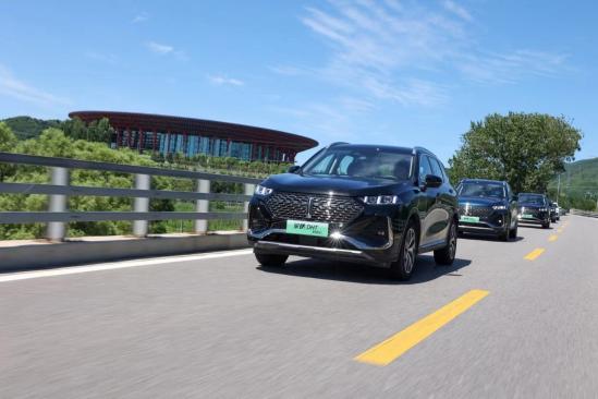 魏牌拿铁dht与dht-phev怎么选,魏牌拿铁dht-phev充电桩免费安装