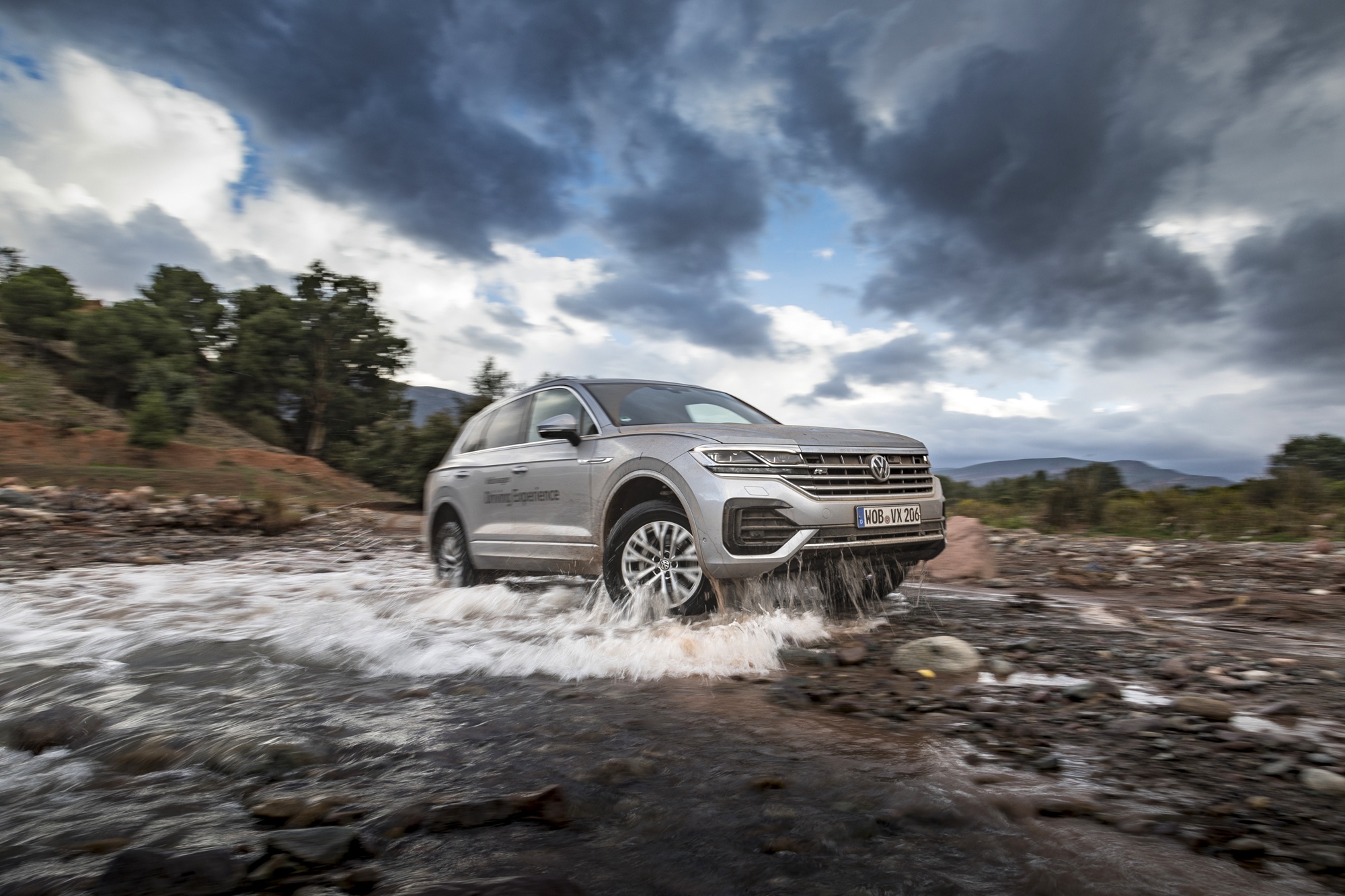 “数说”全新一代途锐用数字解读未来座驾用座驾描绘数字未来