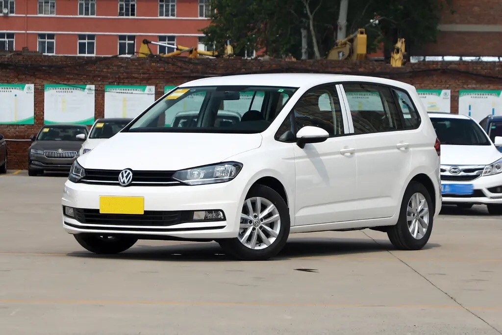 家庭自驾的好帮手,7万左右途安l6座