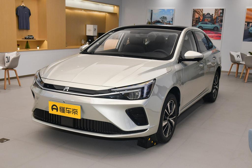 飞凡汽车株洲,郴州步步高新天地飞凡体验馆