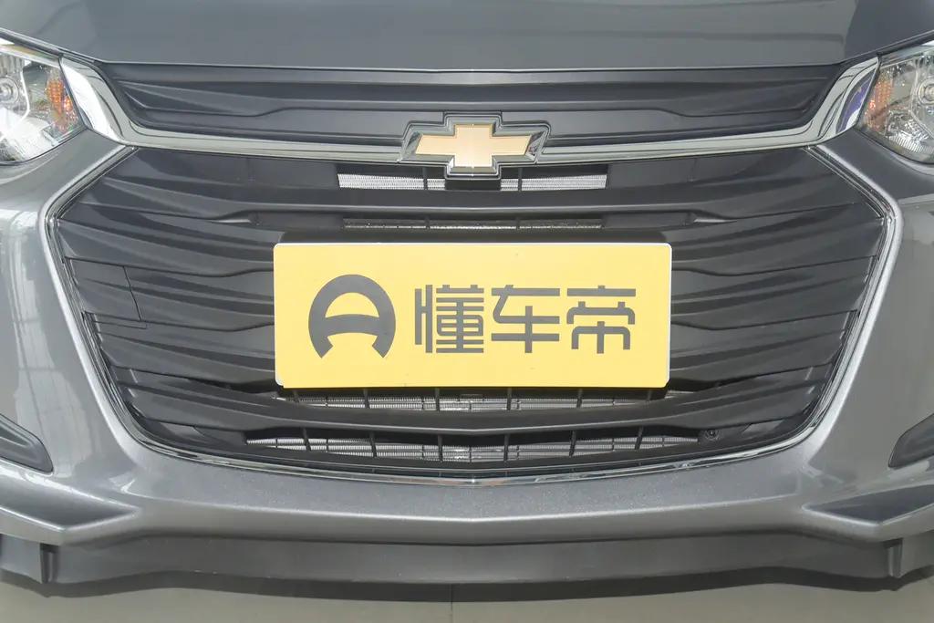 雪佛兰科沃兹最低配车落地多少钱,雪佛兰科沃兹最低配落地价多少