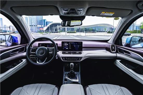 最新皮卡金刚炮落地价多少钱,时尚商用皮卡金刚炮震撼上市