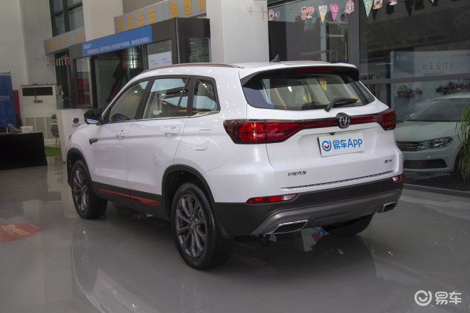 行驶途中车子突然自燃,汽车行驶中突然熄火自燃