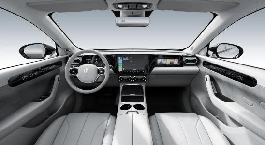 c11三联屏看视频,23款c11三屏同步方法