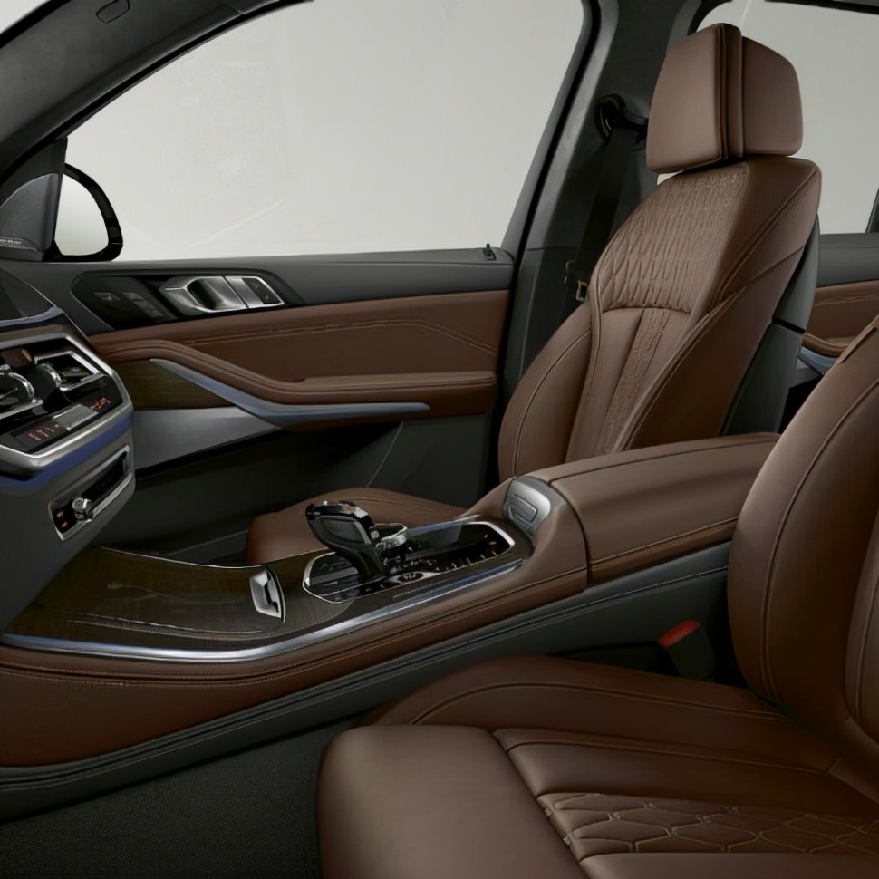 宝马x5国产最大马力是多少,国产宝马x5370匹