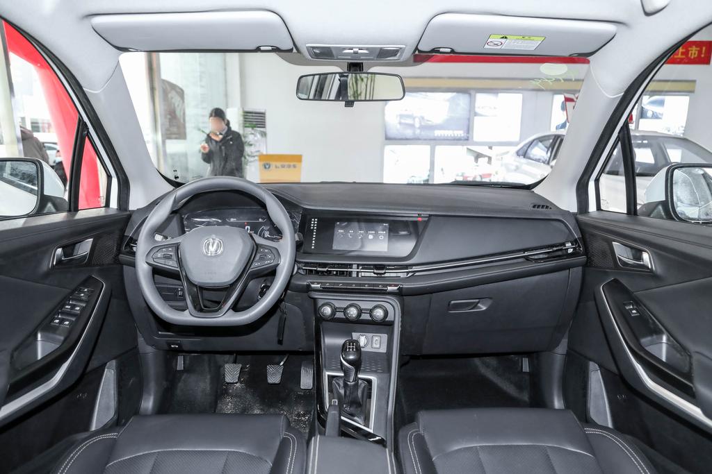 高颜值长安cs15哪款好,高颜值长安cs15推荐