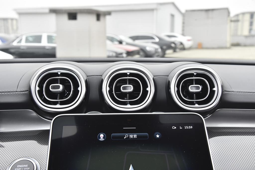 奔驰c级amg2010款油耗,奔驰c级200l运动版油耗