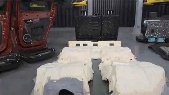 标致4008拆车,标致4008拆天窗遮阳帘