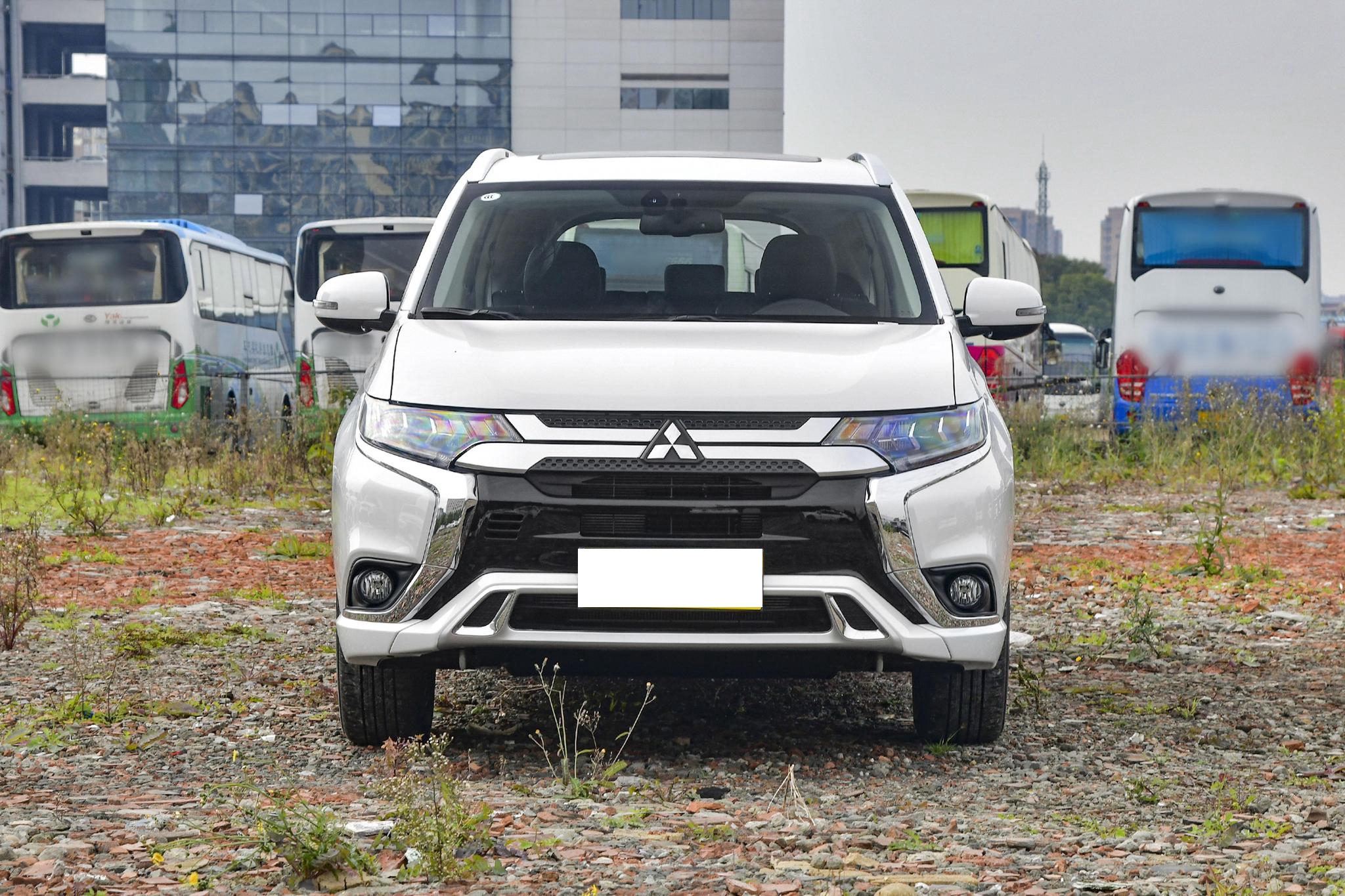 既适合跑高速又适合越野四驱的suv,硬派越野suv四驱推荐