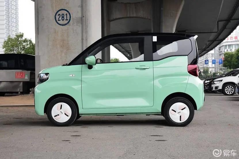 奇瑞QQ冰淇淋试驾,奇瑞qq冰淇淋试驾车跟正常一样吗