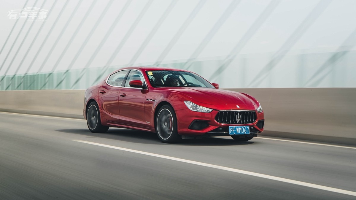 v6大排量自吸发动机,v6大排量跑车