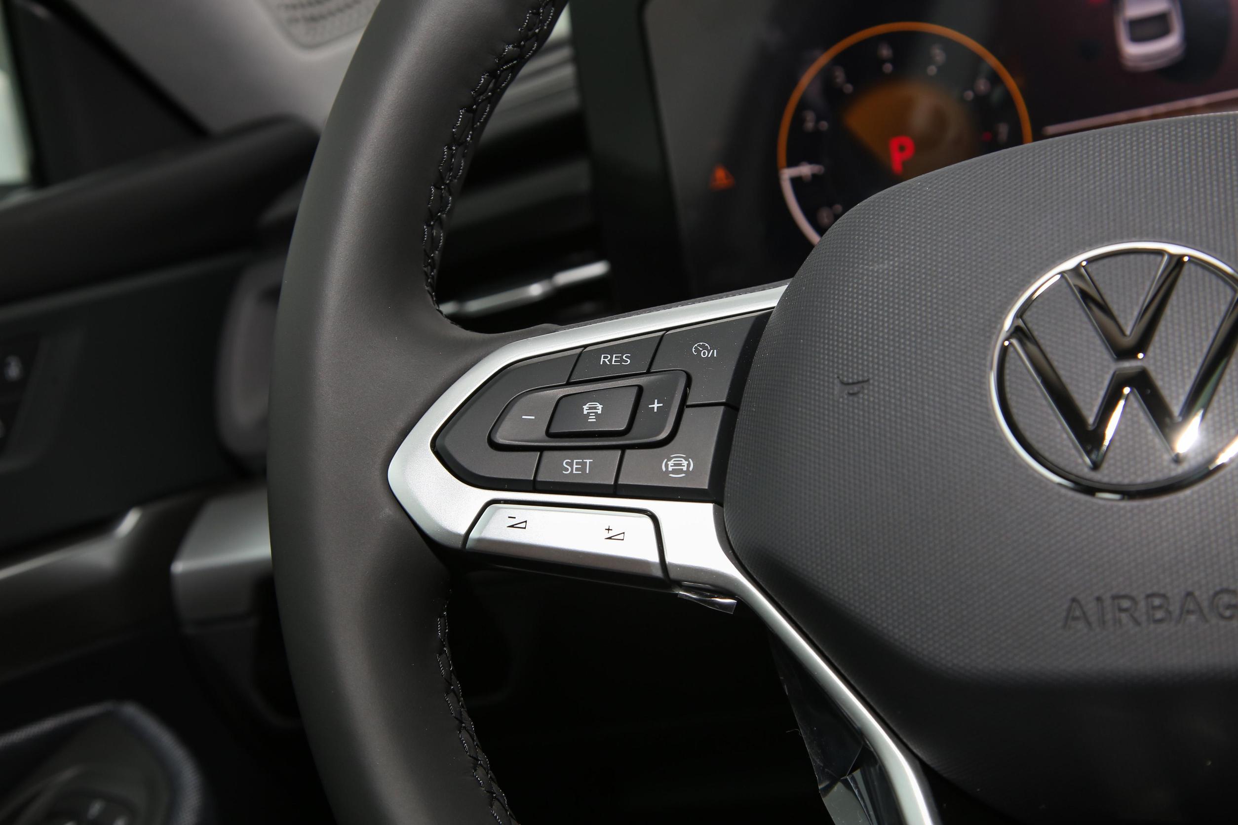 凌渡入门级是什么配置,大众凌渡l热辣版2022款分期落地价