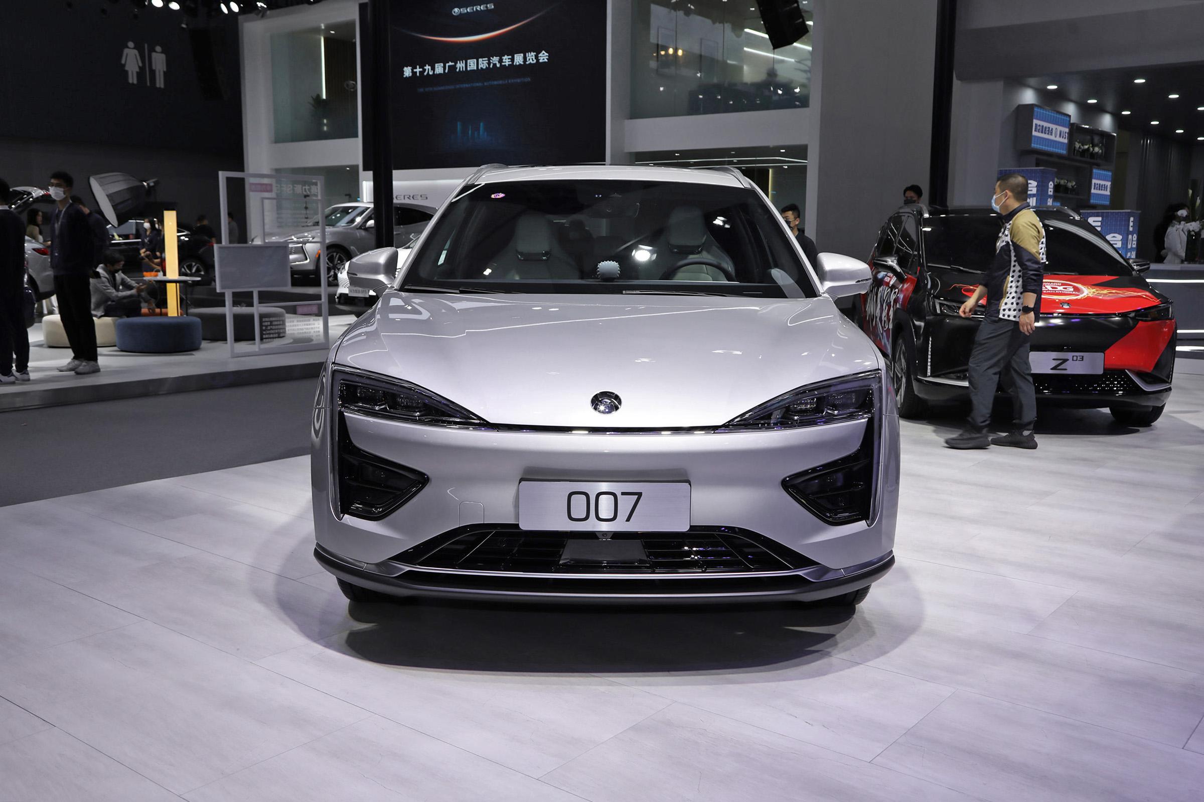 推荐朋友购买了还拿佣金犯法吗,推荐朋友投资一个项目属于合伙吗