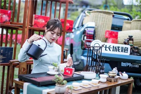 最新皮卡金刚炮落地价多少钱,时尚商用皮卡金刚炮震撼上市