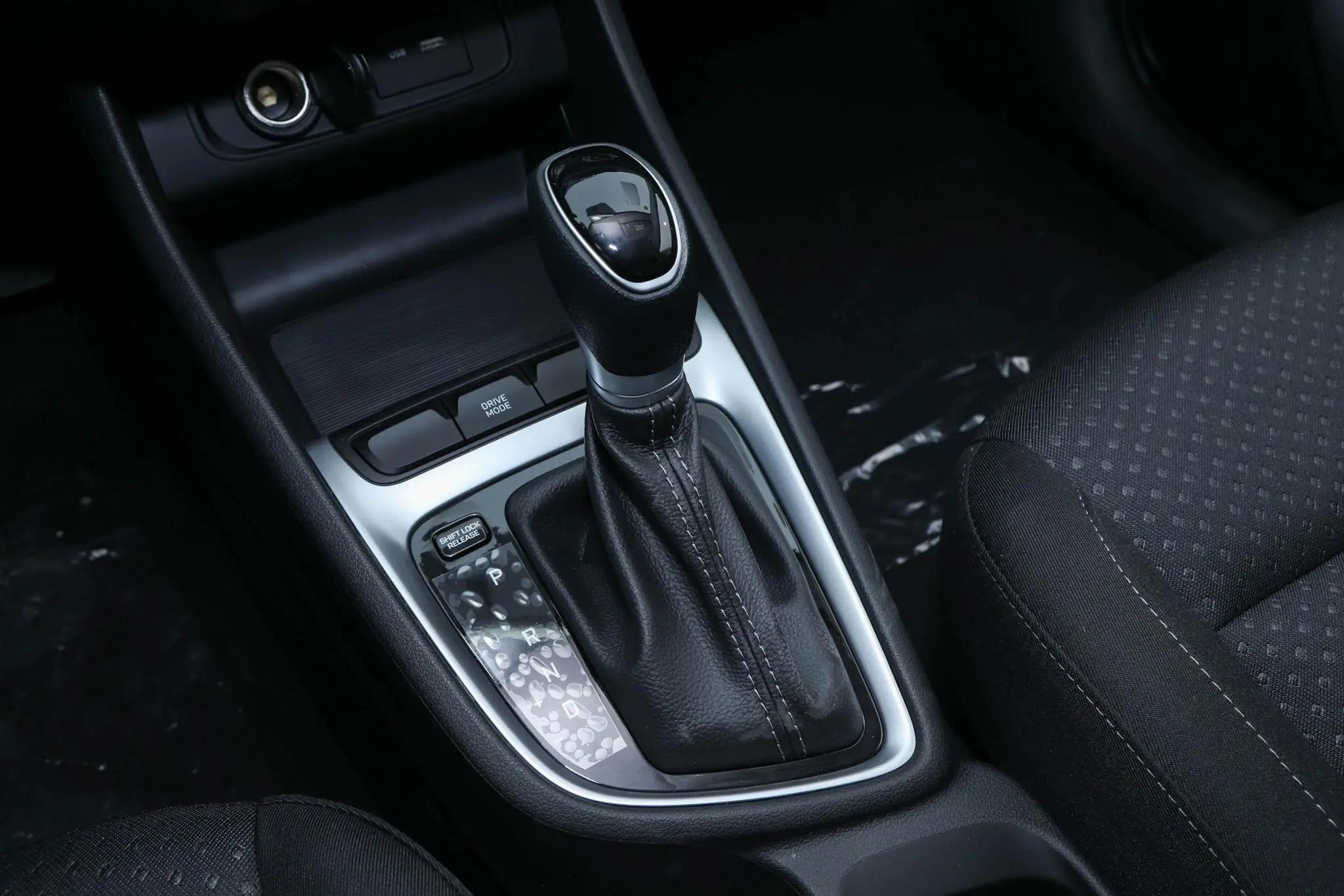 悦动的6at变速箱可靠吗,现代悦动1.6加什么油